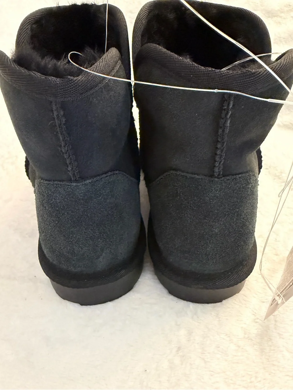 Kirkland Signature Black Short Shearling scalloped edge Boots women’s size 9